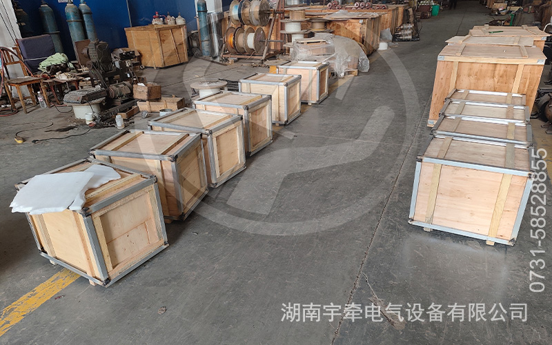 ZQ-8直流牵引电机发往海外 2.jpg